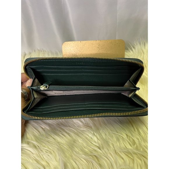 Michael Kors Wallet - Picture 2 of 4